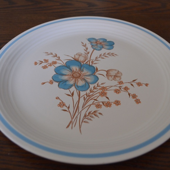 12" Plate - Patricia by Baker, Hart & Stuart  2of2 - Picture 5 of 5